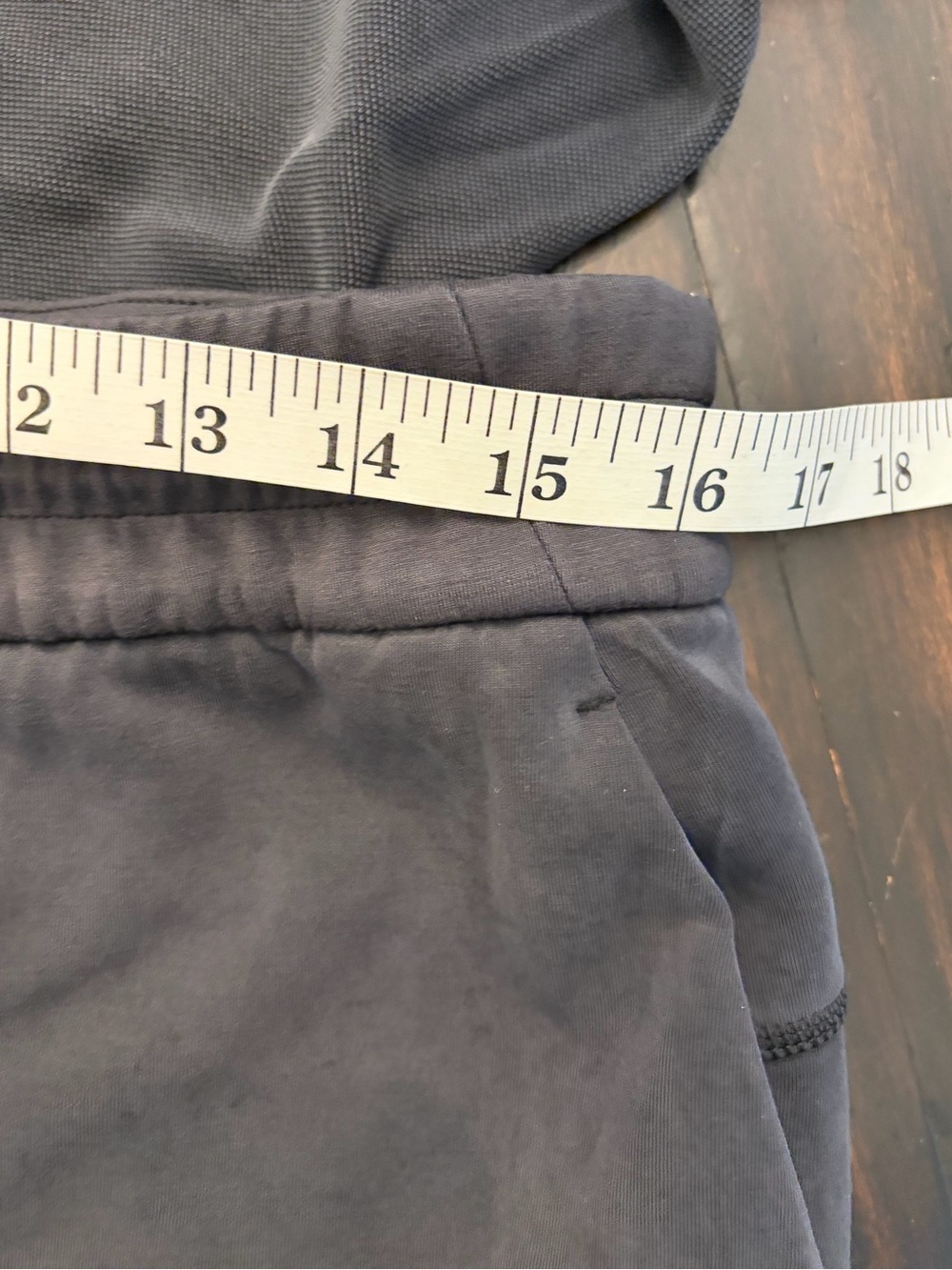 Lululemon Softstreme High-Rise Straight-Leg Cropped Pants size 12 - Picture 7 of 9